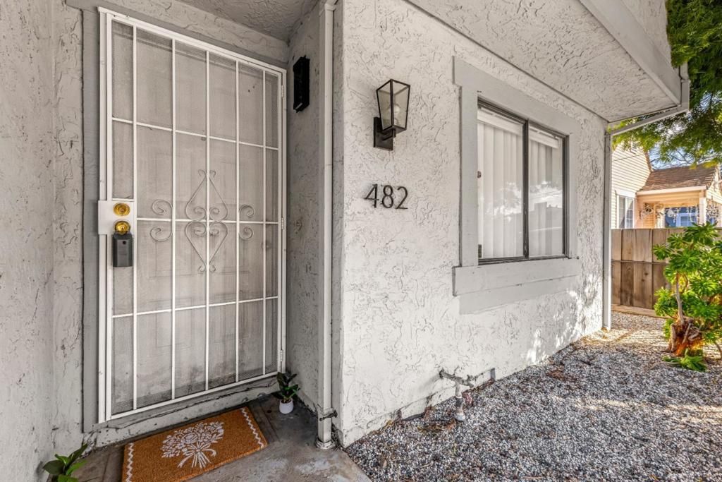 Image 5 of property listing at 482 S Willard Avenue, San Jose, CA 95126