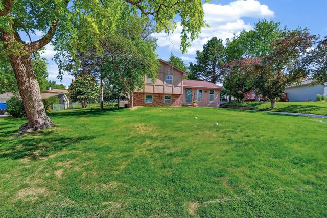 6800 NW 53rd Street, Johnston, IA 50131