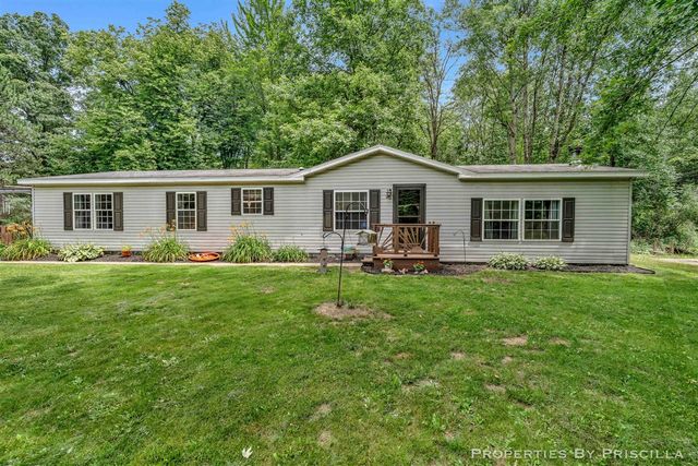 3766 Mary Avenue, Newaygo, MI 49337