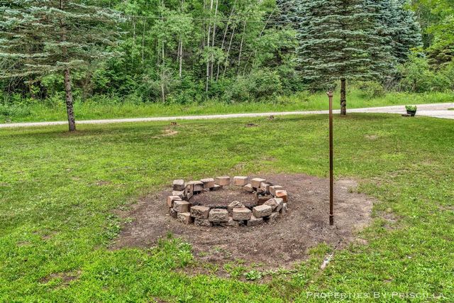 3766 Mary Avenue, Newaygo, MI 49337