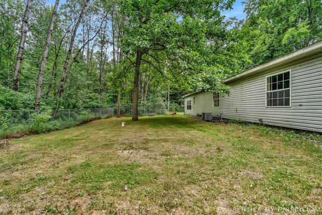 3766 Mary Avenue, Newaygo, MI 49337
