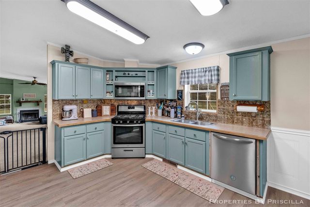 3766 Mary Avenue, Newaygo, MI 49337