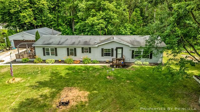 3766 Mary Avenue, Newaygo, MI 49337