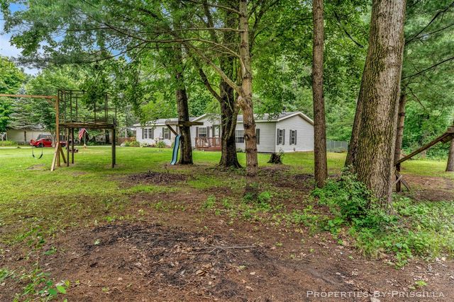 3766 Mary Avenue, Newaygo, MI 49337