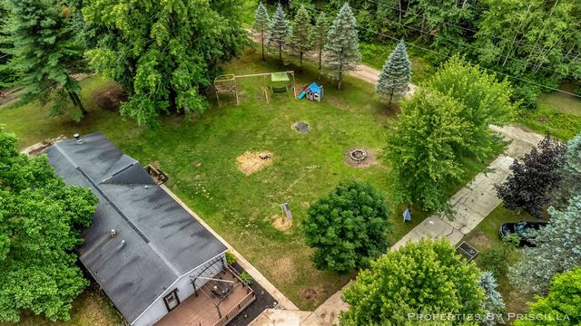 3766 Mary Avenue, Newaygo, MI 49337