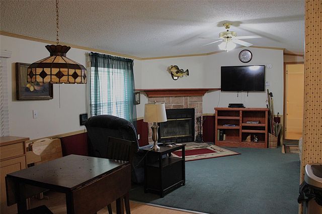 339 Eastern Hills Drive, Jefferson, TX 75657