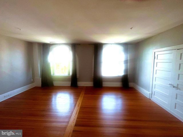 224 W King St # 3-6, Martinsburg, WV 25401