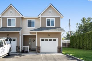 100 S Dawes St , Unit D, Kennewick, WA 99336