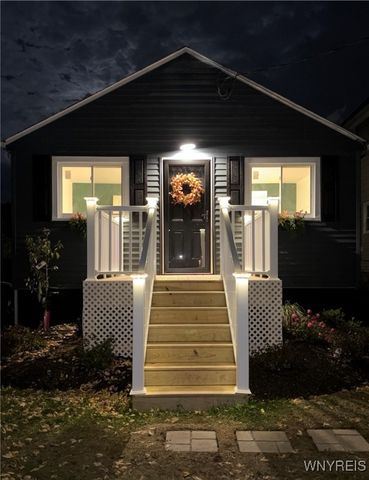 27 Dwyer Street, West Seneca, NY 14224