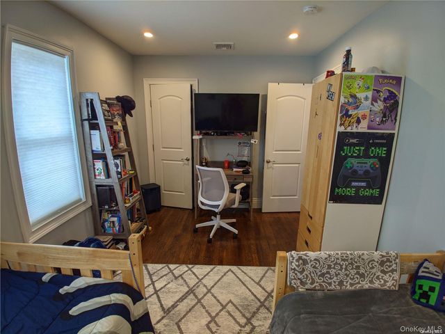 535 E Walnut st Main, Long Beach, NY 11561