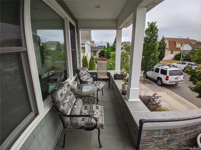 535 E Walnut st Main, Long Beach, NY 11561