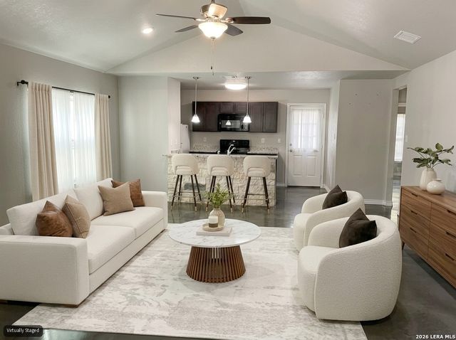 578 Misty Gln, Canyon Lake, TX 78133