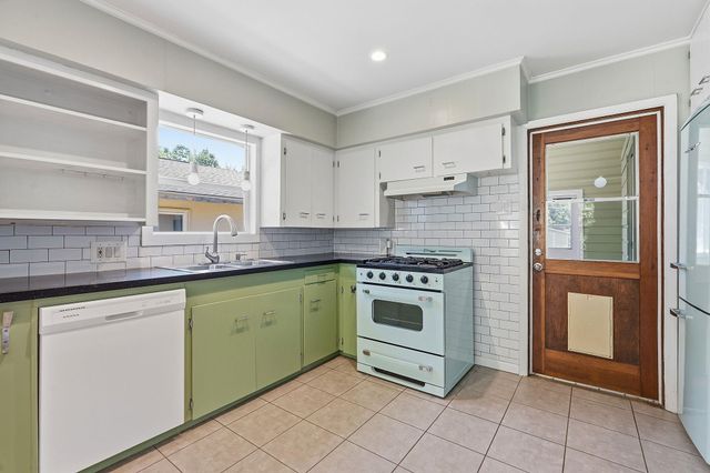 4415 Hank Ave, Austin, TX 78745