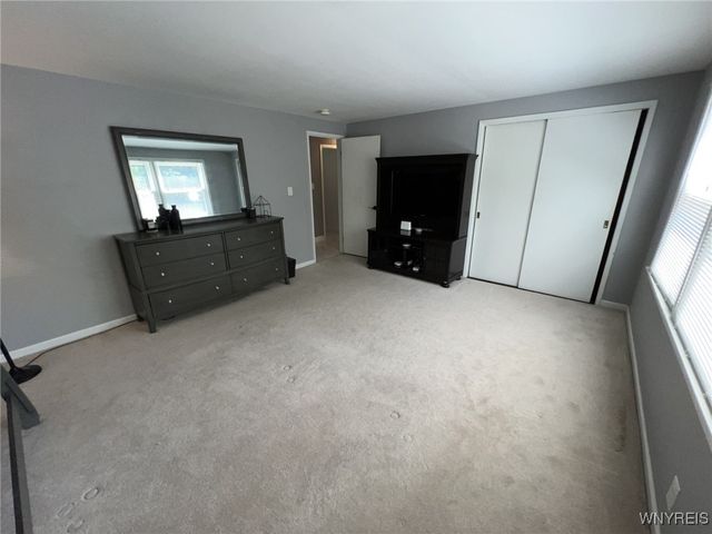 450 Barton Drive, Lewiston, NY 14092