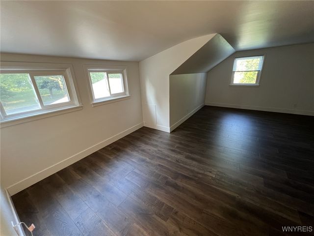 450 Barton Drive, Lewiston, NY 14092