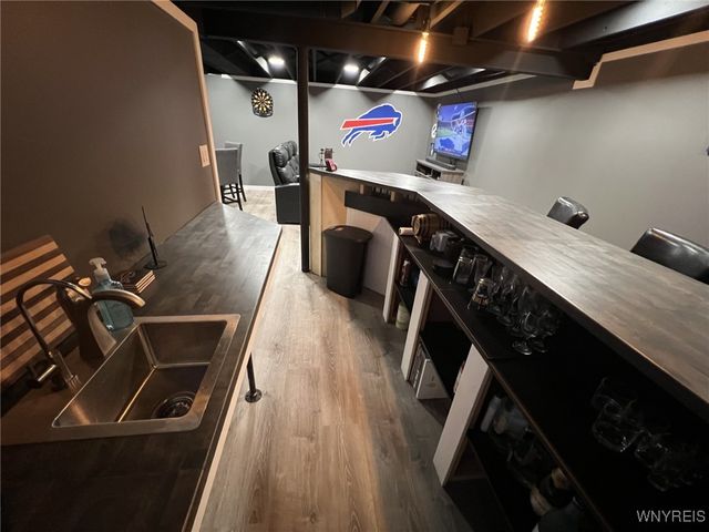 450 Barton Drive, Lewiston, NY 14092