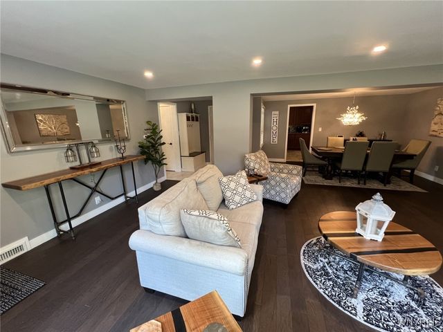 450 Barton Drive, Lewiston, NY 14092