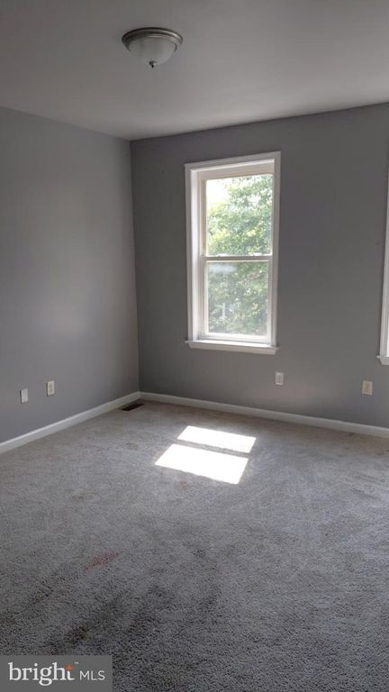 421 N BOULDIN ST, Baltimore, MD 21224