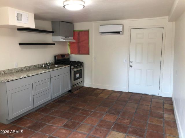 347 N 16TH Avenue, Phoenix, AZ 85007