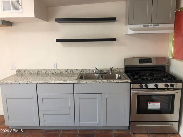 347 N 16TH Avenue, Phoenix, AZ 85007