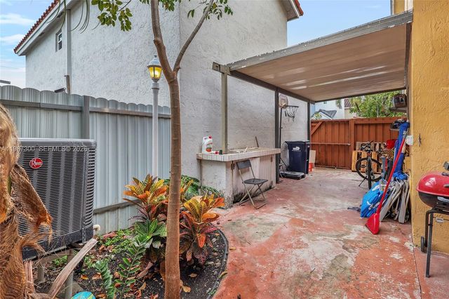 12682 NW 7th Way, Miami, FL 33182