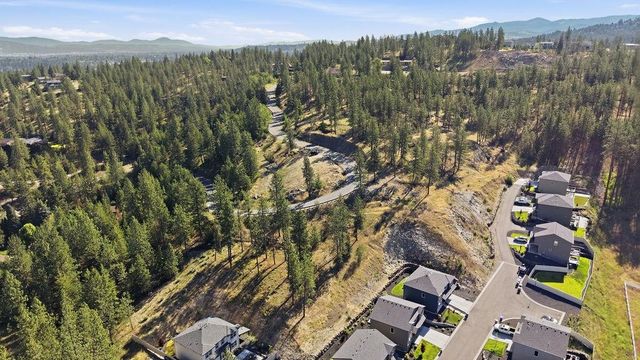 12530 E CHESTER RIDGE Ln, Spokane Valley, WA 99206