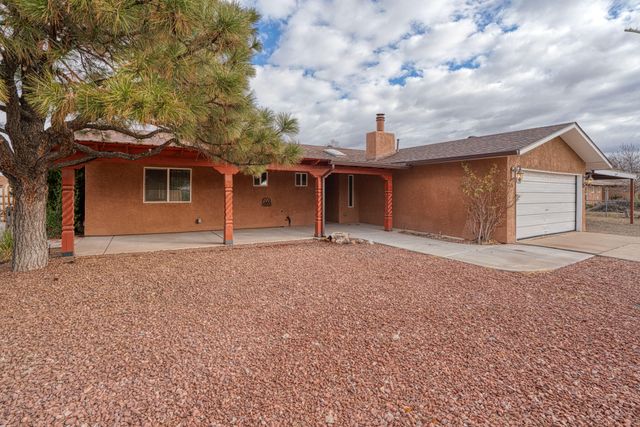 123 Ortega Road NW, Albuquerque, NM 87114