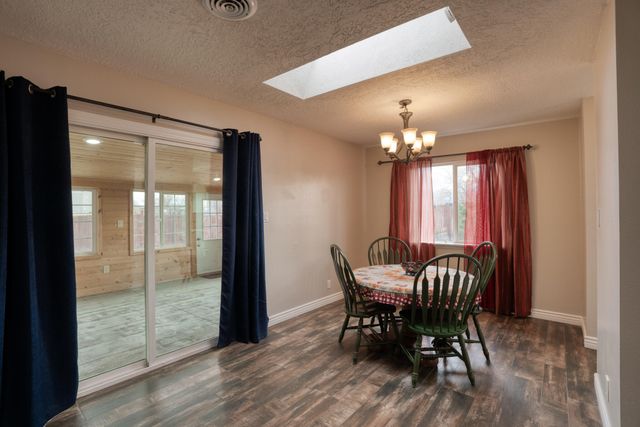 123 Ortega Road NW, Albuquerque, NM 87114