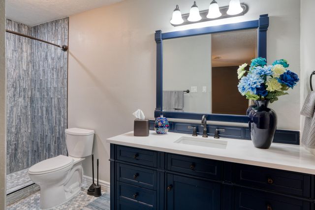 123 Ortega Road NW, Albuquerque, NM 87114