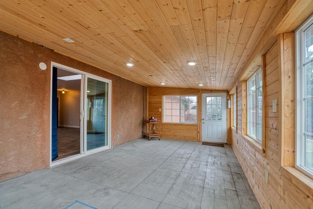 123 Ortega Road NW, Albuquerque, NM 87114