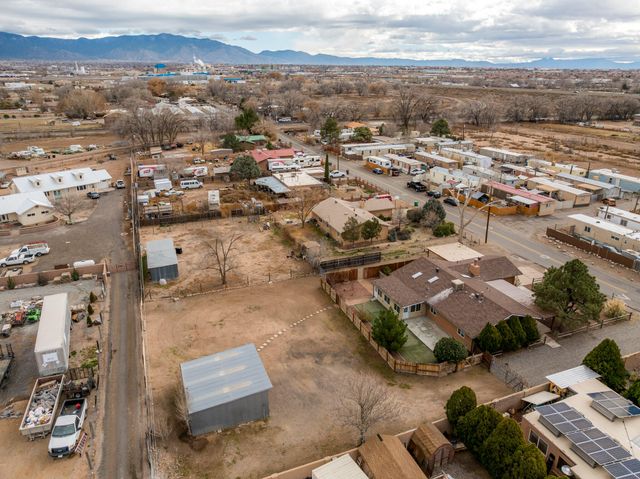 123 Ortega Road NW, Albuquerque, NM 87114