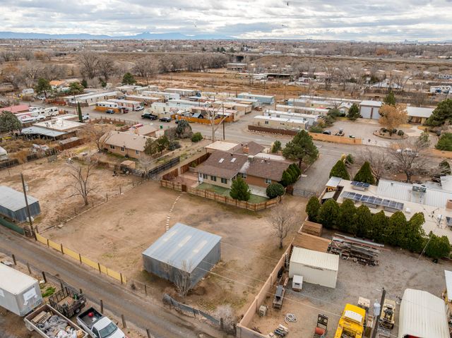 123 Ortega Road NW, Albuquerque, NM 87114