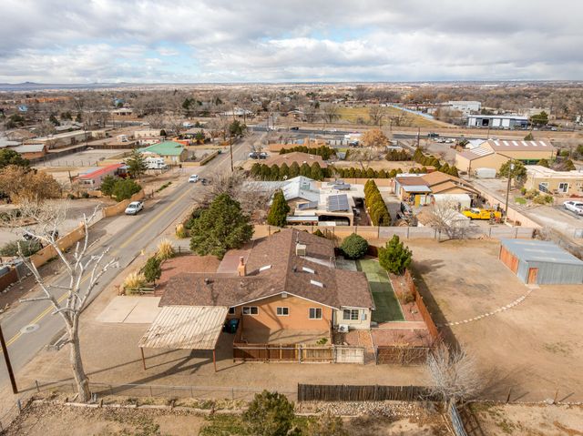 123 Ortega Road NW, Albuquerque, NM 87114
