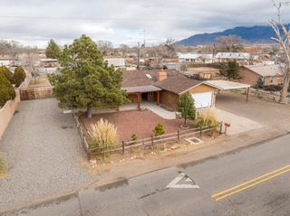 123 Ortega Road NW, Albuquerque, NM 87114
