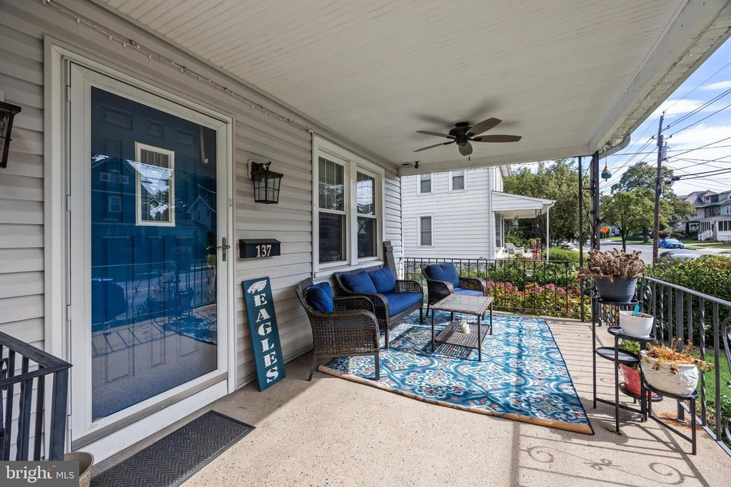 137 W PINE ST, AUDUBON, NJ 08106 — photo 2