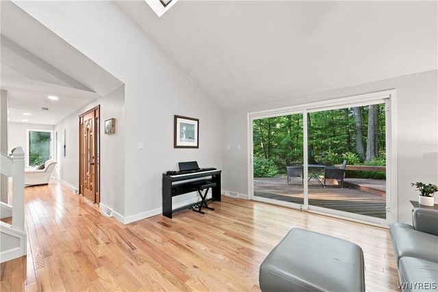 5876 Woodlee Court, Boston, NY 14127