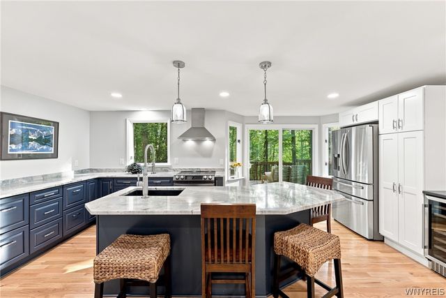 5876 Woodlee Court, Boston, NY 14127