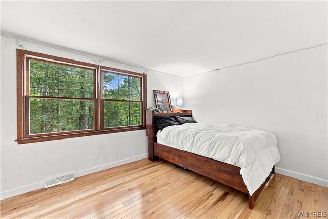 5876 Woodlee Court, Boston, NY 14127