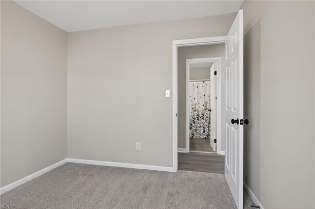 57 Tillerson DR, Newport News, VA 23602