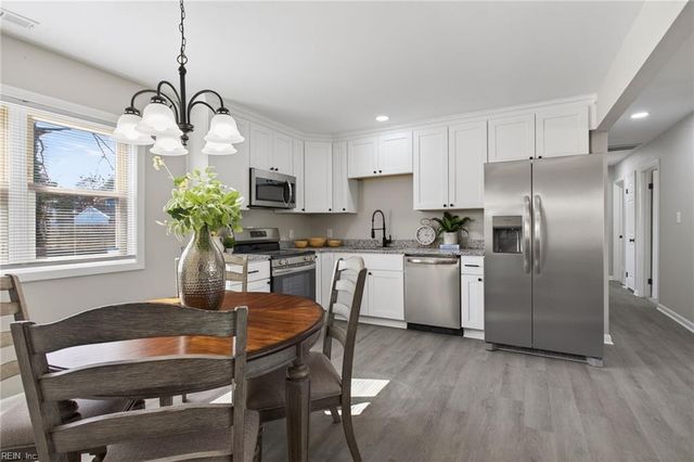 57 Tillerson DR, Newport News, VA 23602