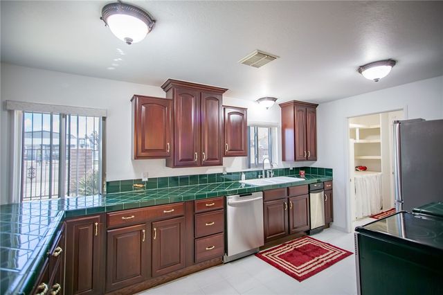 7858 Teal Street, Mohave Valley, AZ 86440