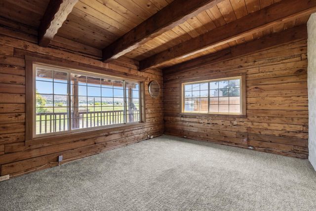 1400 Lakeshore Drive, Klamath Falls, OR 97601
