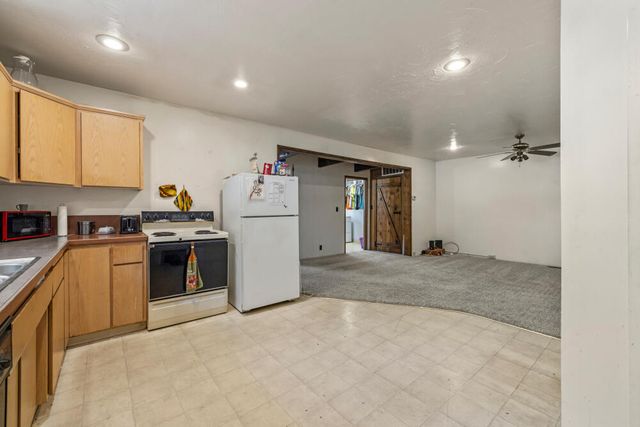 1400 Lakeshore Drive, Klamath Falls, OR 97601
