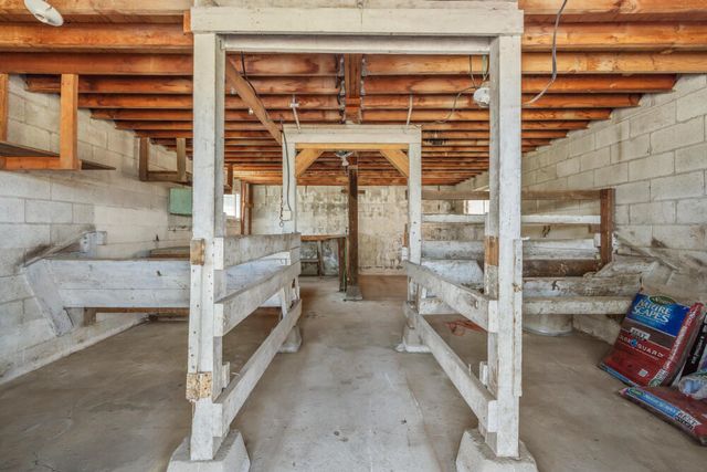 1400 Lakeshore Drive, Klamath Falls, OR 97601