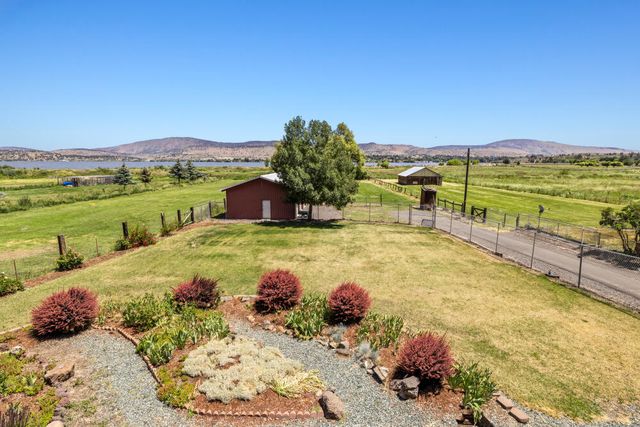 1400 Lakeshore Drive, Klamath Falls, OR 97601