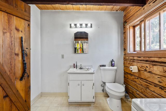 1400 Lakeshore Drive, Klamath Falls, OR 97601