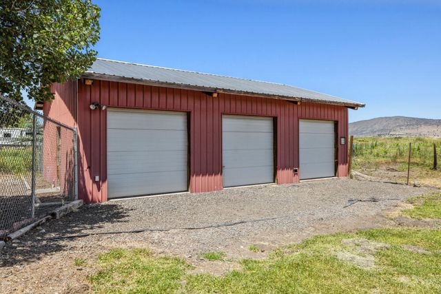 1400 Lakeshore Drive, Klamath Falls, OR 97601