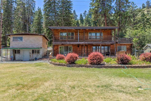 1400 Lakeshore Drive, Klamath Falls, OR 97601