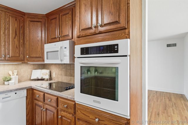 2607 S Florence Drive, Tulsa, OK 74114
