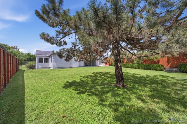 2607 S Florence Drive, Tulsa, OK 74114
